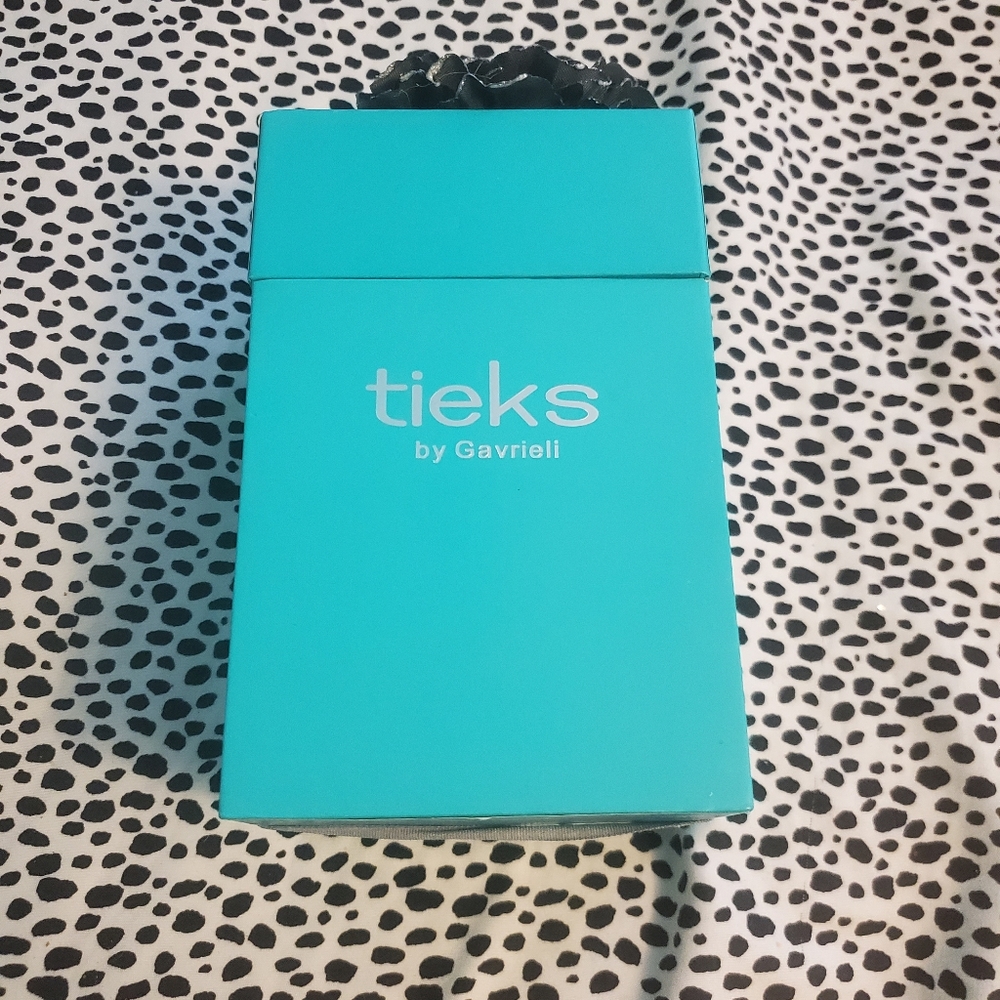 Tieks